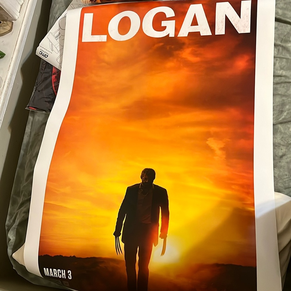 LOGAN 27x40 Movie Poster (READ) Theatrical origin Wolverine Hugh Jackman